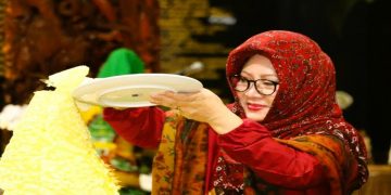 tutut soeharto gugat purbaya
